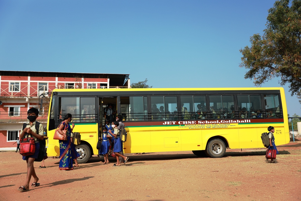 Bus